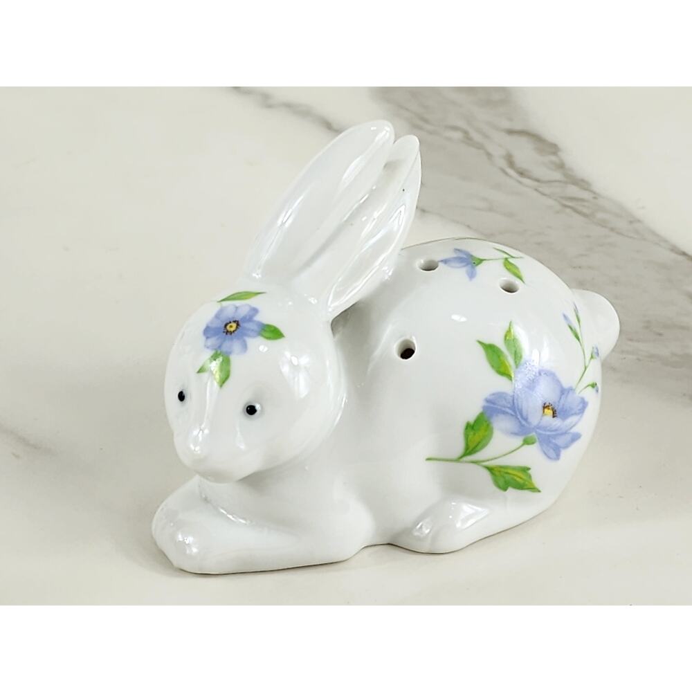 Rabbit Bunny Potpourri Holder 3 3/4" Blue Flower Design 90s Porcelain Japan